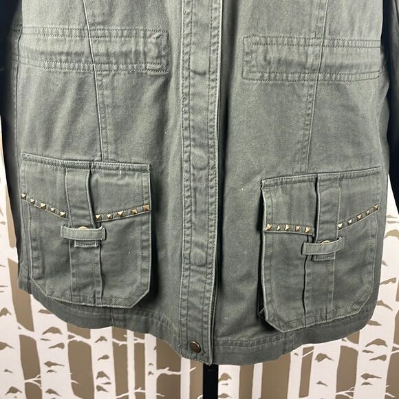 Democracy Olive Green Studded Lace Back Accent Cargo Jacket sz M - Picture 6 of 10